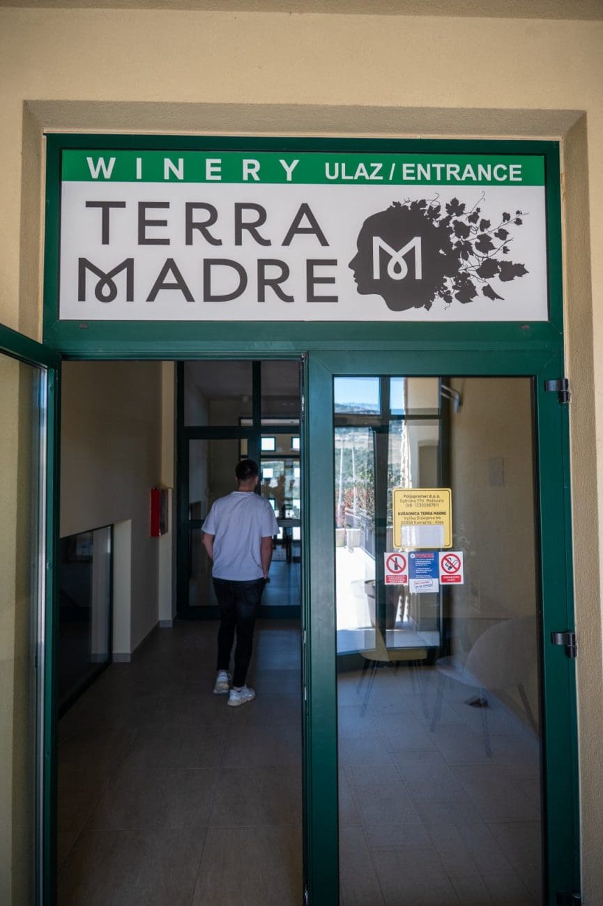 vinarija terra madre komarna 1