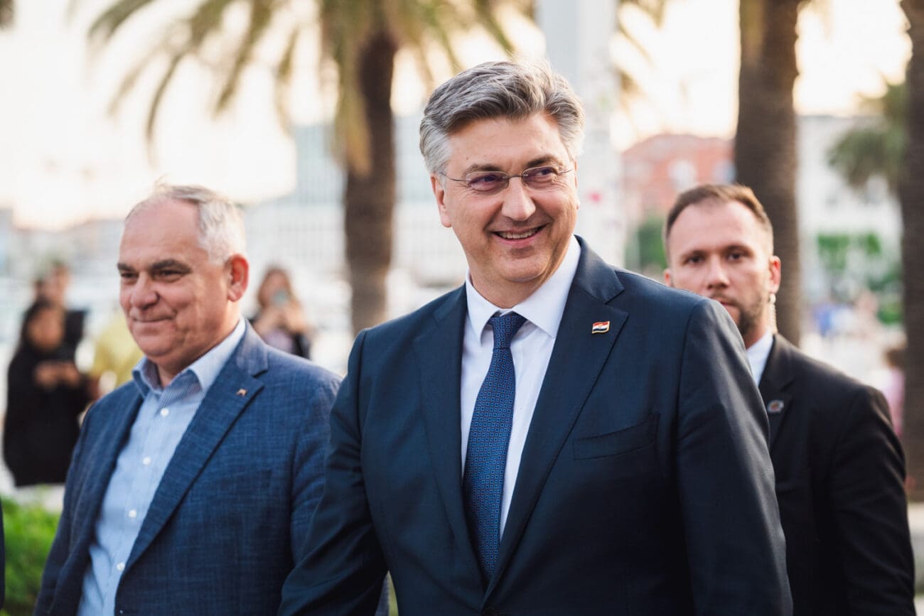 Plenković s ministrima stigao u Makarsku! Dobio je nagradu, a potom je uslijedio ždrijeb