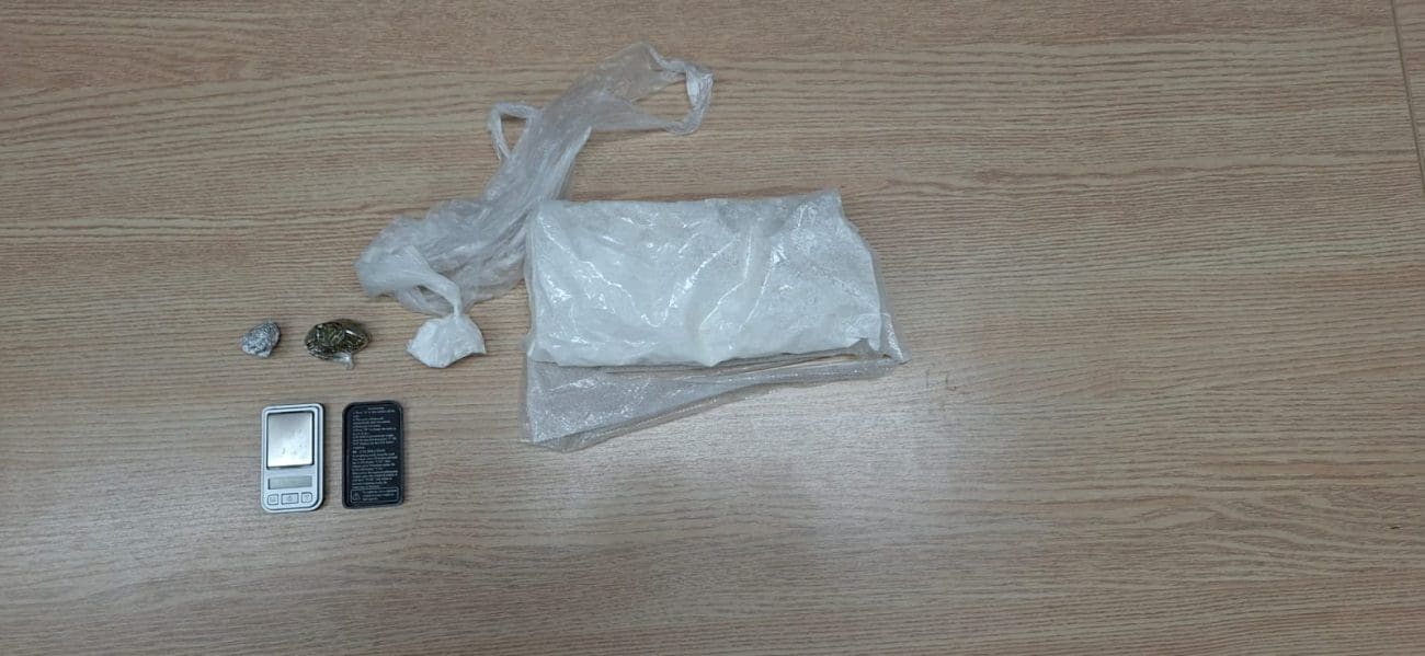 Trogir: Policija kod muškarca za kojim je bila raspisana potraga pronašla 454 grama amfetamina