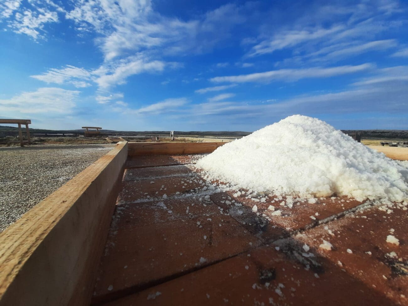 Početak nove sezone proizvodnje u poljima soli Solane Pag najavljuje i početak skorih organiziranih obilazaka za javnost