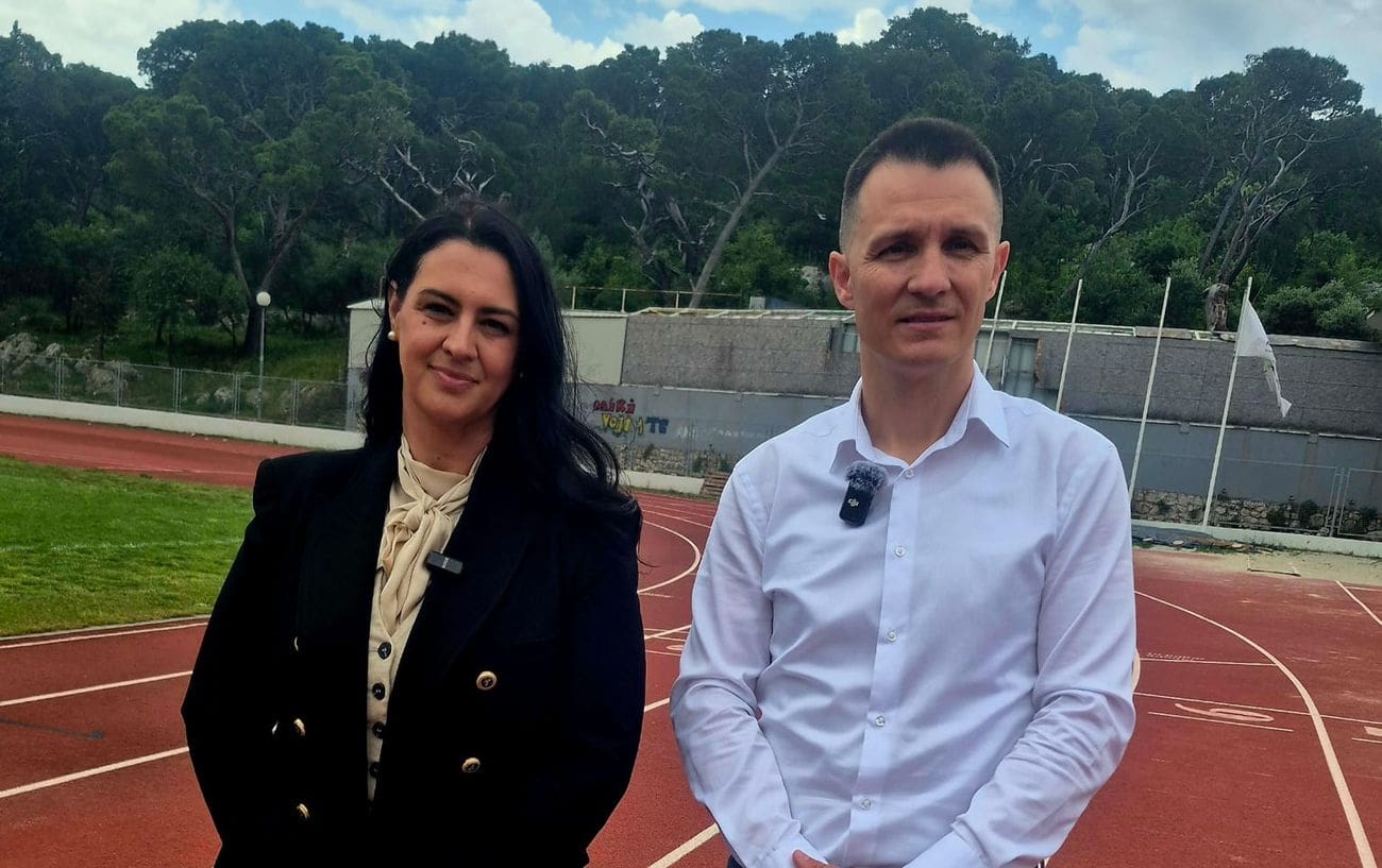 IVANA NINČEVIĆ LESANDRIĆ I GRADONAČELNIK ZORAN PAUNOVIĆ ZAJEDNO PROTOV APART-HOTELA: „Moramo štititi interese lokalne zajednice, a ne privatne interese!“