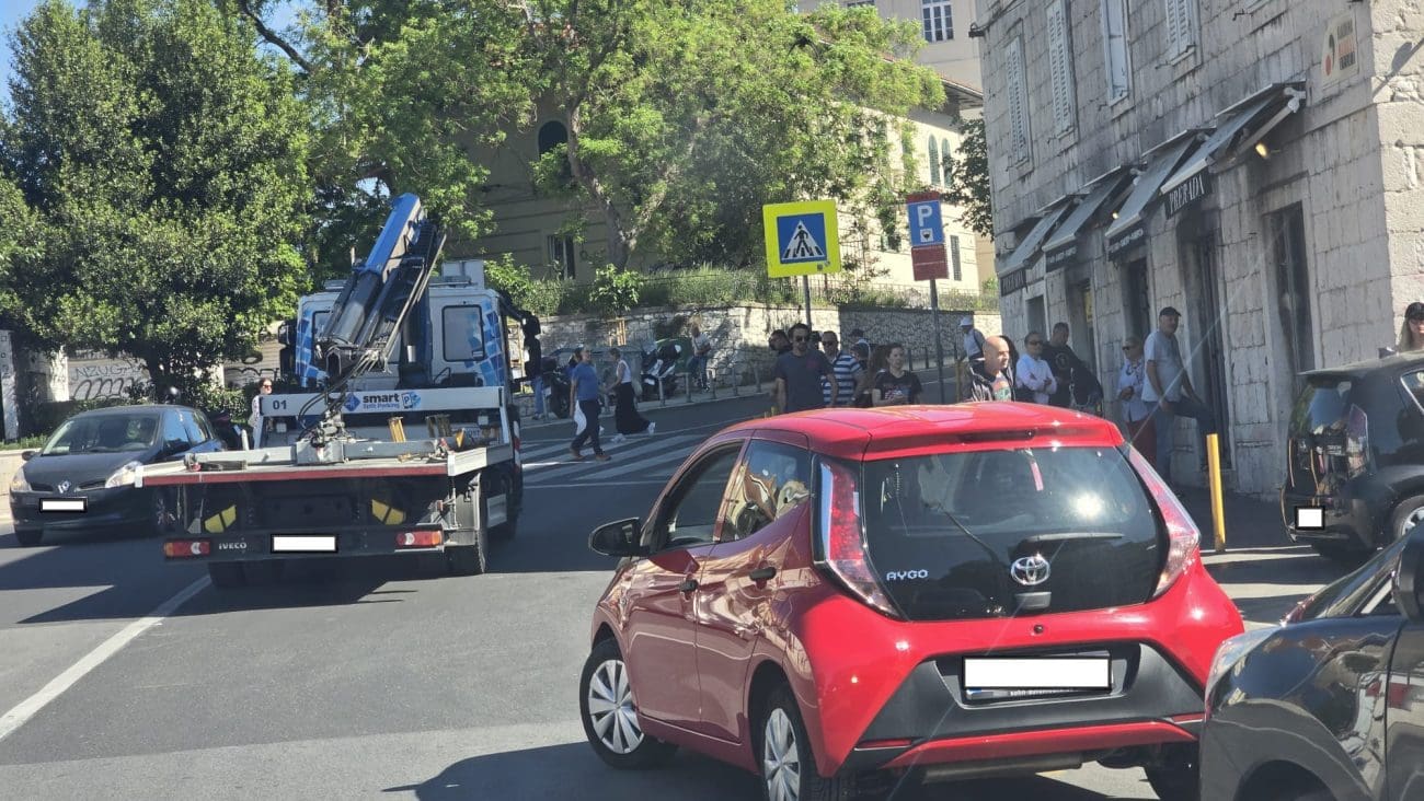 Splićani, oprez! Pauk u ovom dijelu grada momentalno vam diže auto!