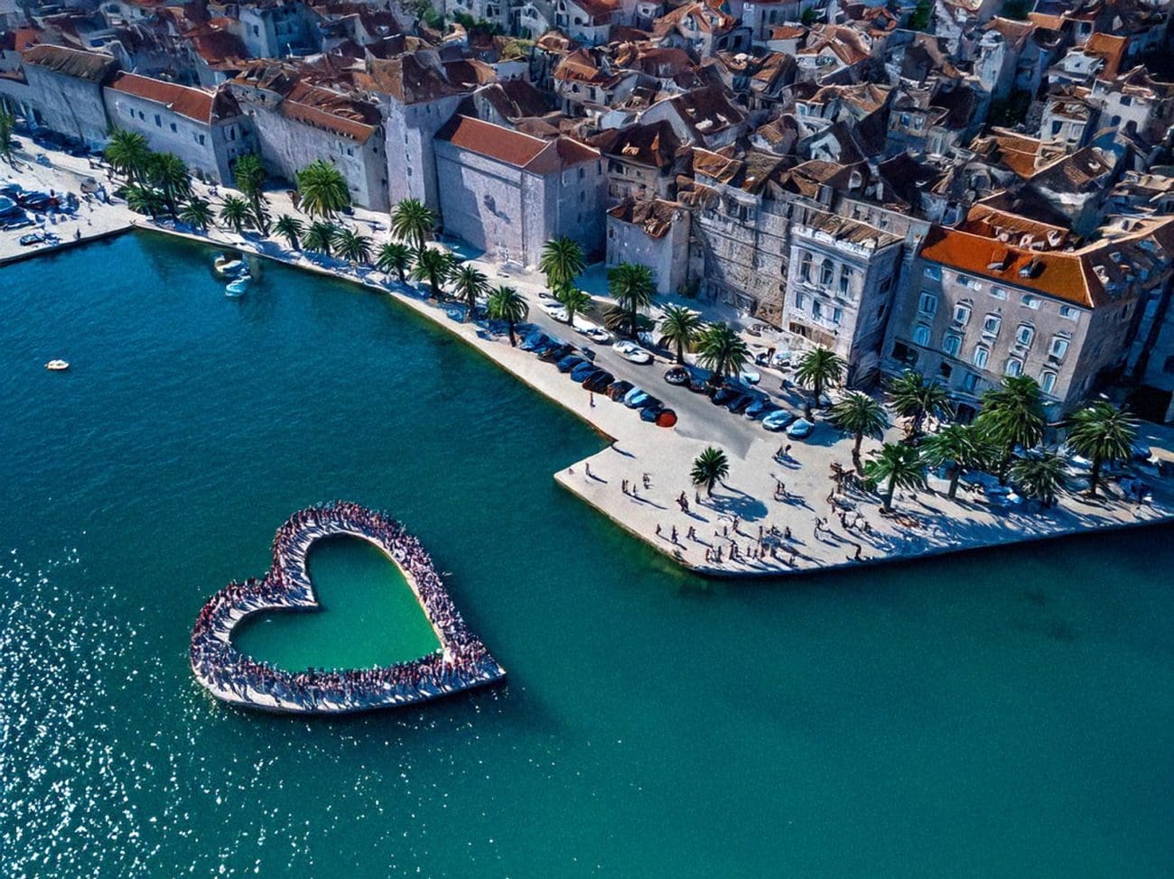 Sudjelujte sutra u mega milenijskoj fotografiji na Rivi u 10 sati i učinite plemenitu stvar