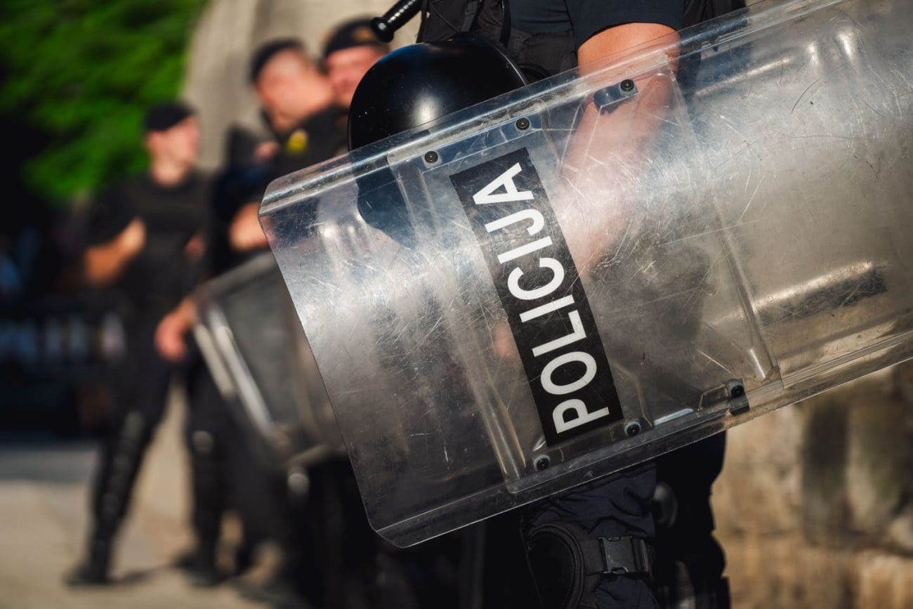 Ubacili mladiće u maricu: Policija zaustavila okršaj Bad Blue Boys i Torcide?