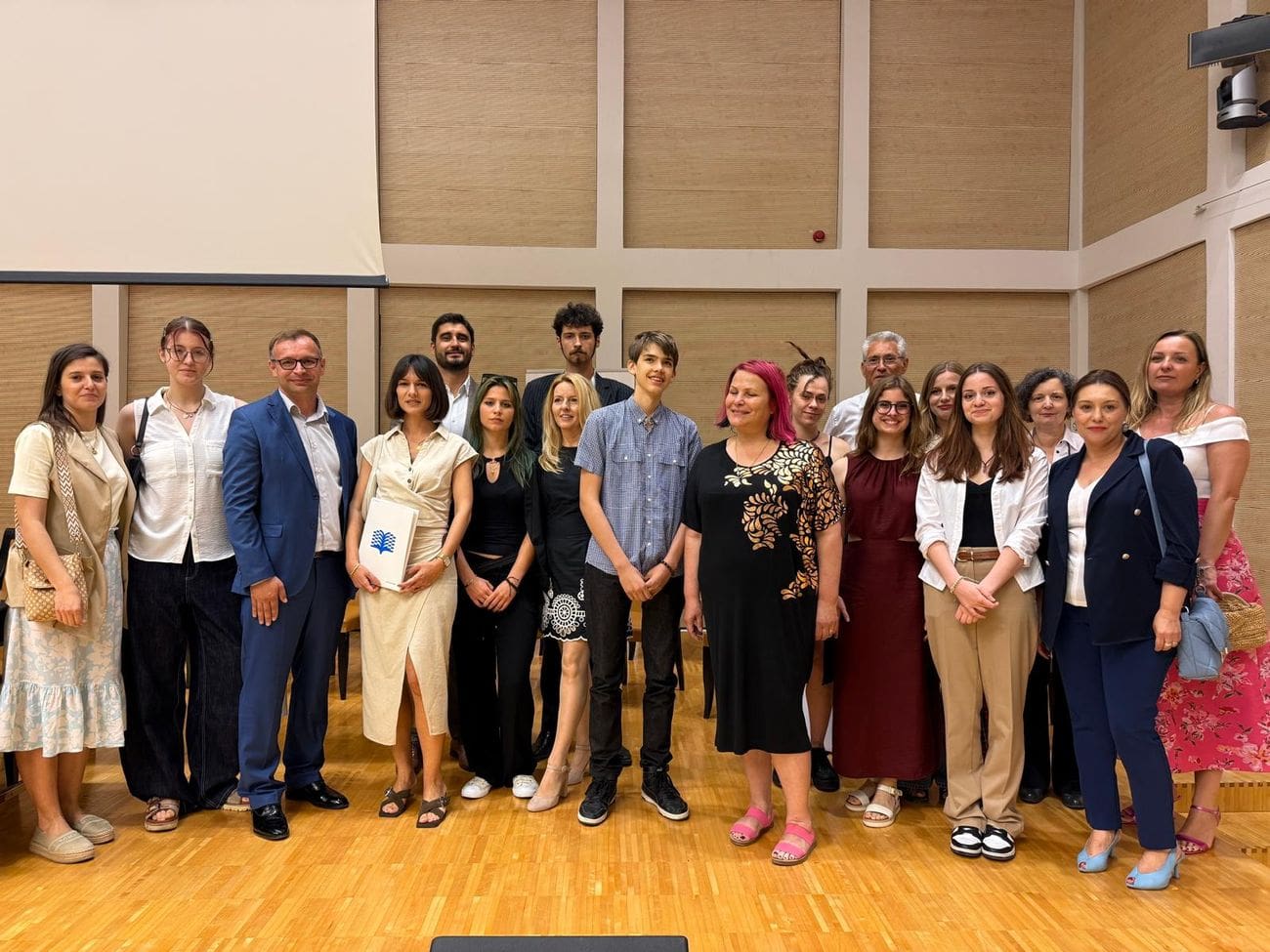 Dodijeljene nagradu u sklopu likovnog natječaja „Prozori u svijetu umjetnosti“