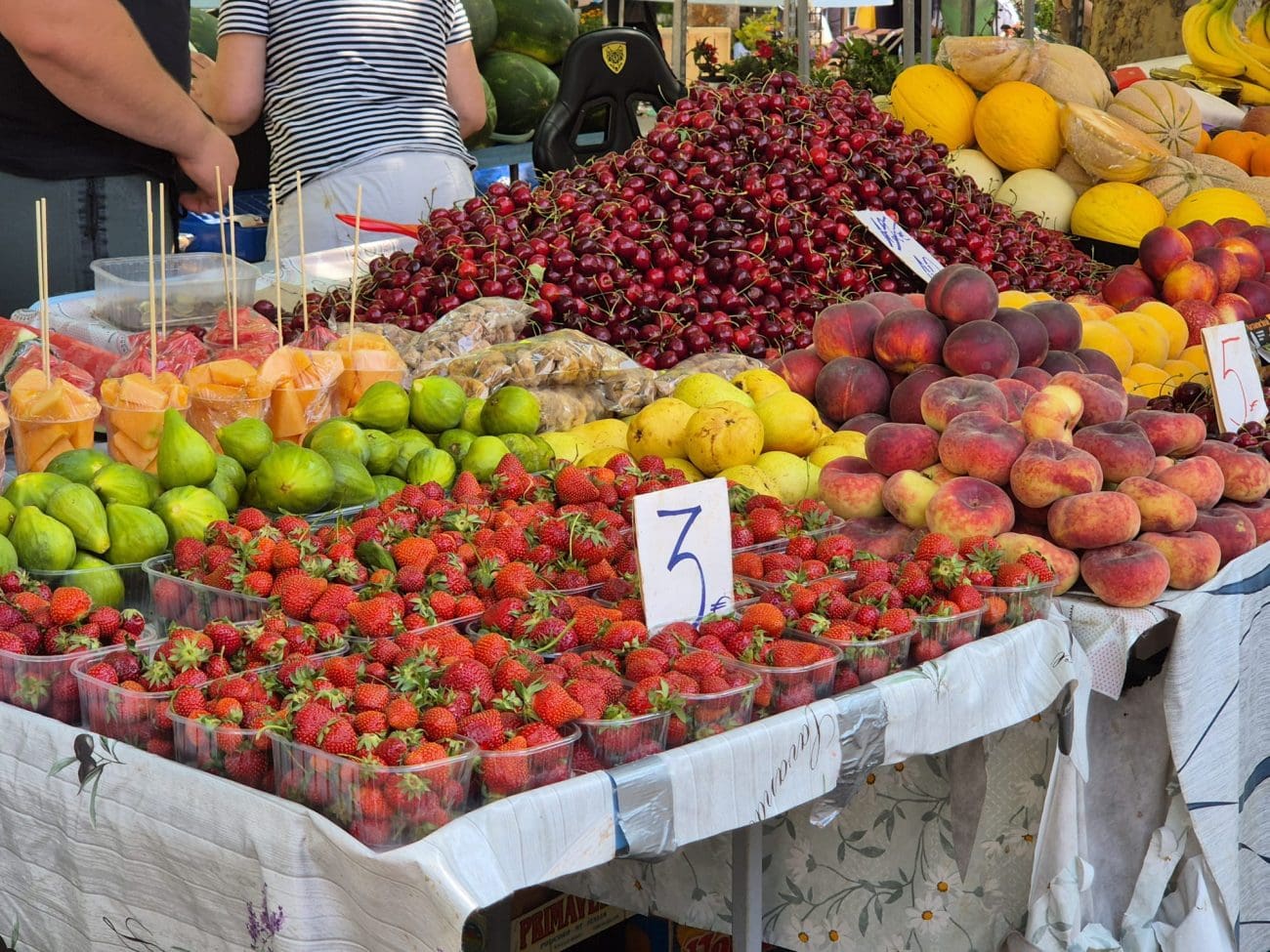 Subotnja vreva na splitskom Pazaru, evo koje su cijene