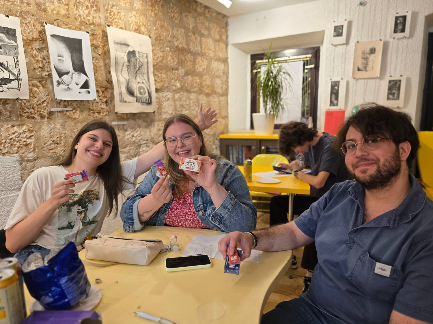 Bogat program u Zoni: Od nogometa i filma do speed friendinga i rukotvorina