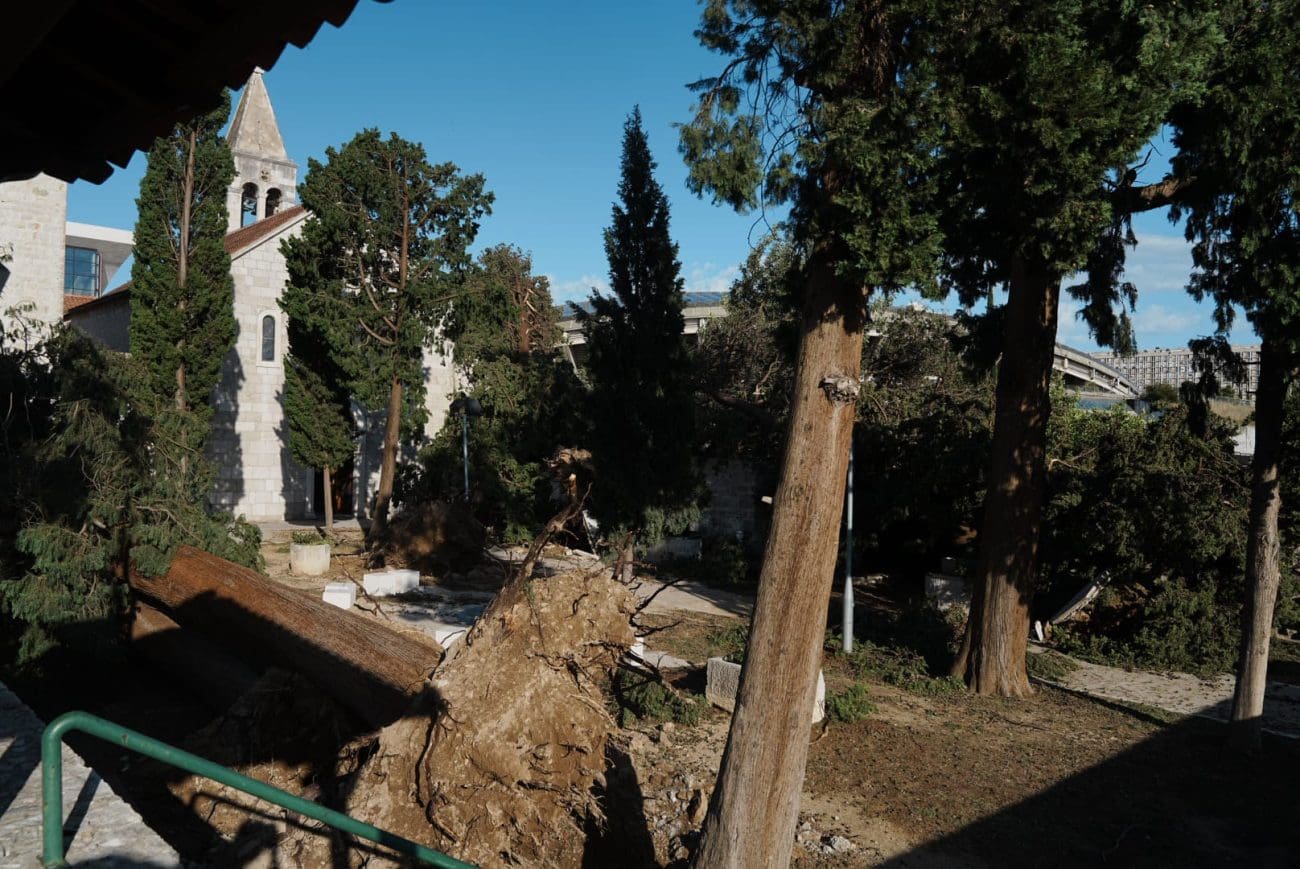 nevrijeme split steta oluja nn naslovnica ilustracija jaksic 1