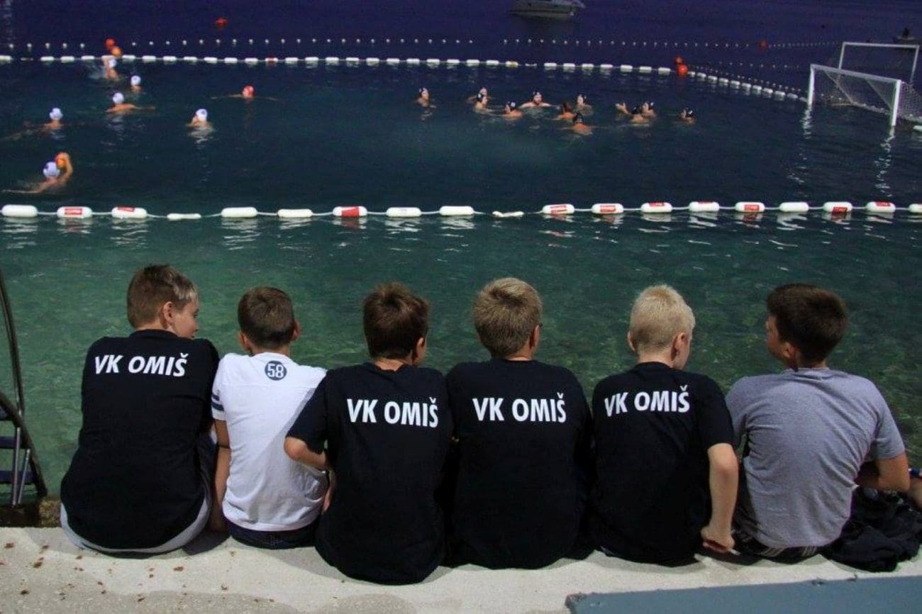 gusarska vecer omis 1