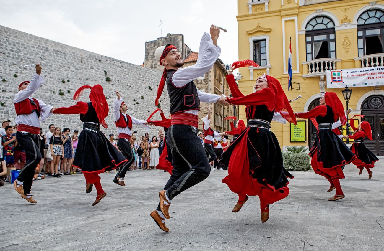 Kreće četvrti međunarodni folklorni spektakl u Splitu, pratite uživo