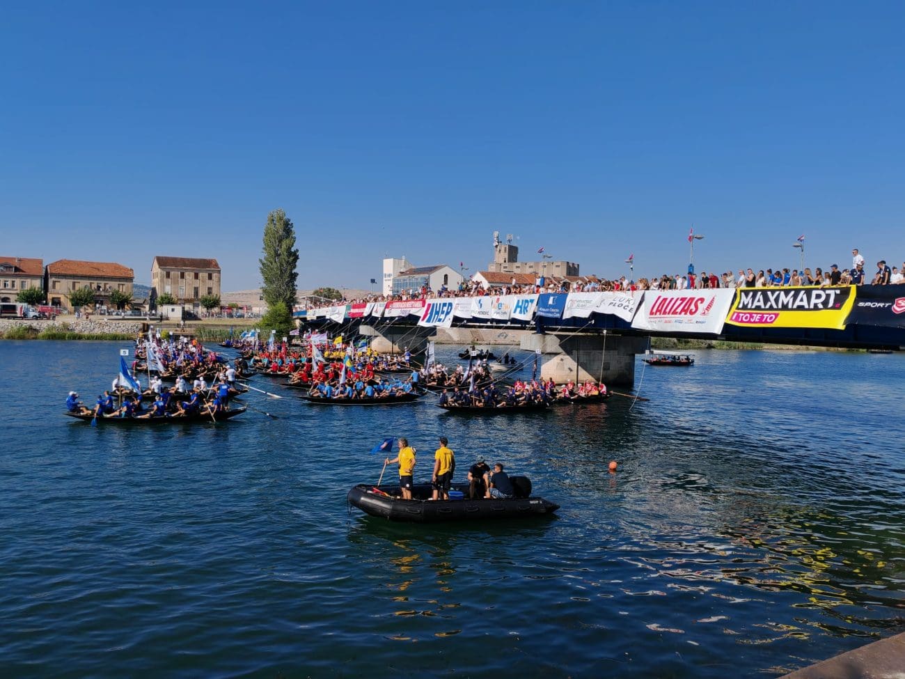 Krenuo je 28. Maraton lađa na Neretvi