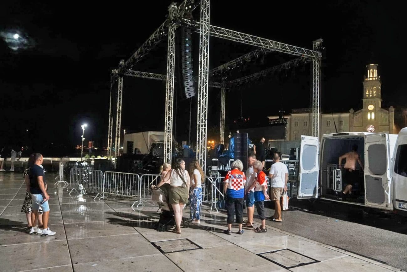 Upravo otkazan Škorin koncert na Rivi. Danima se znalo da će nevrijeme