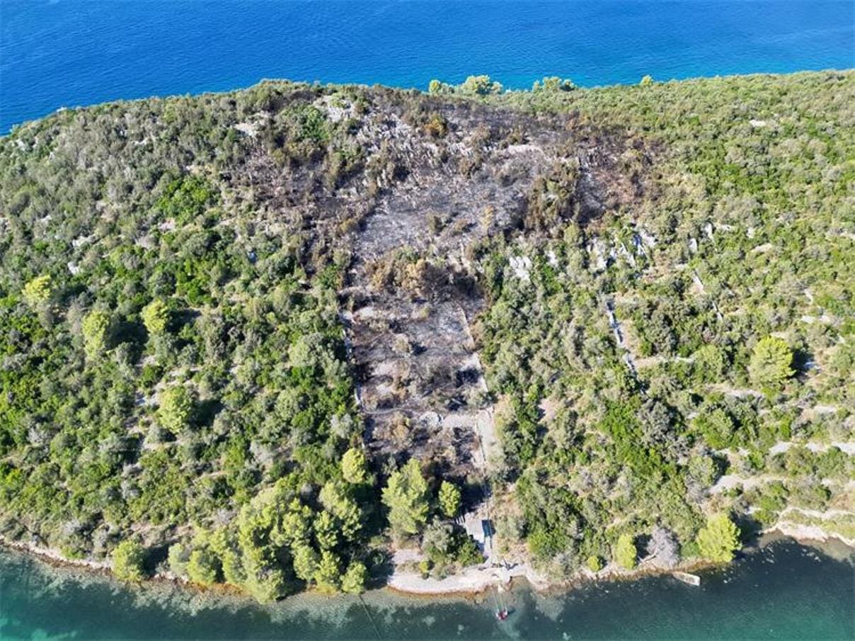 UHIĆEN MUŠKARAC Ovo je jučer stradalo na Čiovu zbog opuška