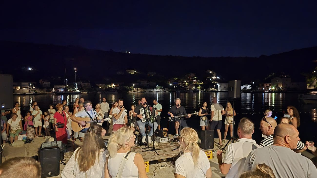 ribarska vecer drvenik 1