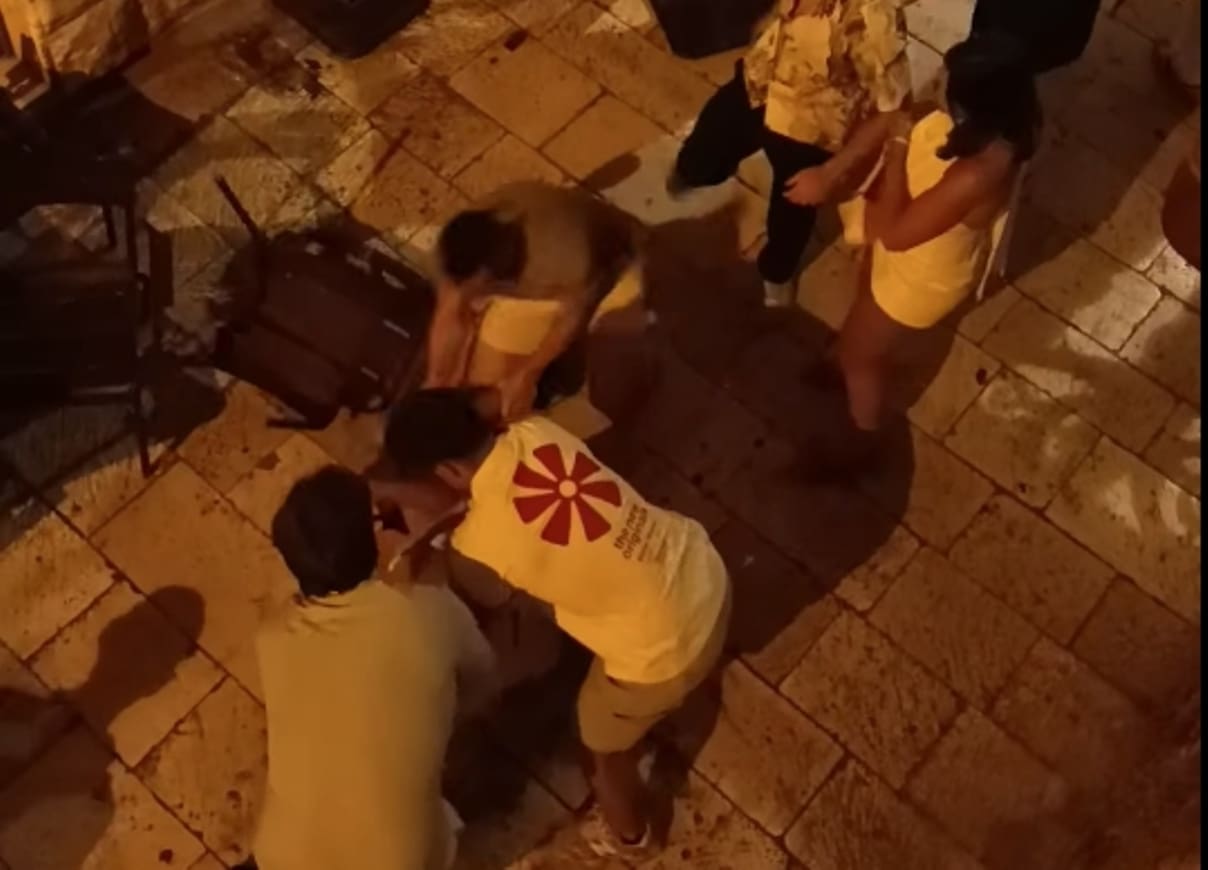 VIDEO Fizički obračun u centru Splita: Pijani stranci cipelarili mladića