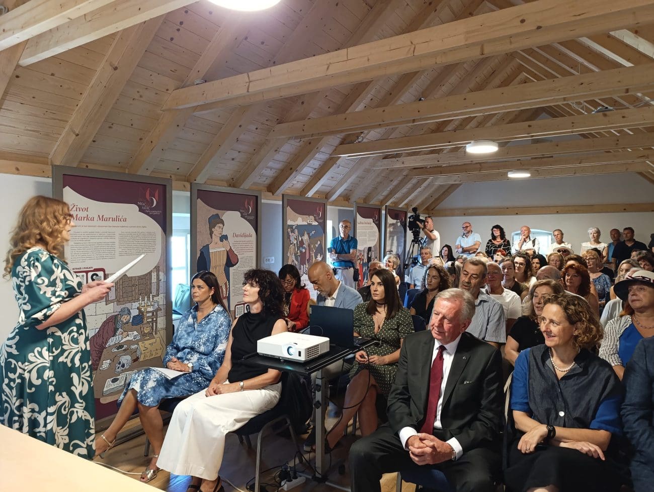 Nečujam proslavio “Oca hrvatske književnosti”: održani Dani Marka Marulića – Neispričana priča