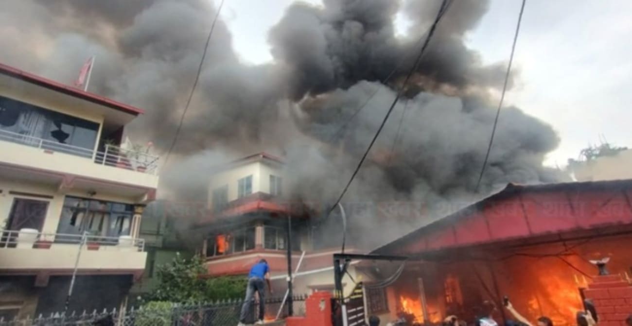 Totalni kaos u Nepalu: Gori zgrada parlamenta, premijer dao ostavku