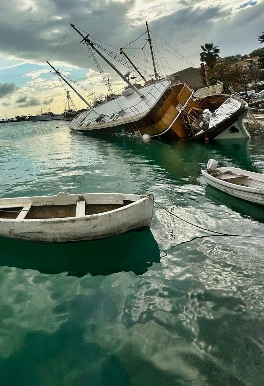 brod krilo jesenice 1