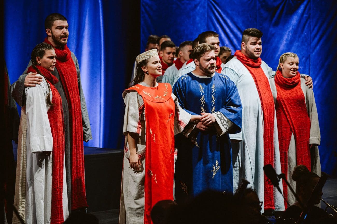 Glazbeno-scenski spektakl Krunidba kralja Tomislava na otvorenju nove sezone HNK Split