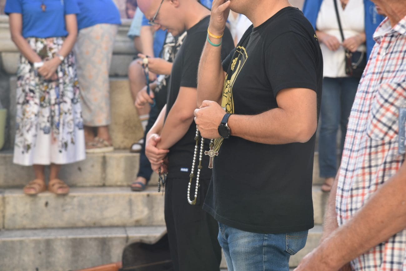 molitelji peristil 1