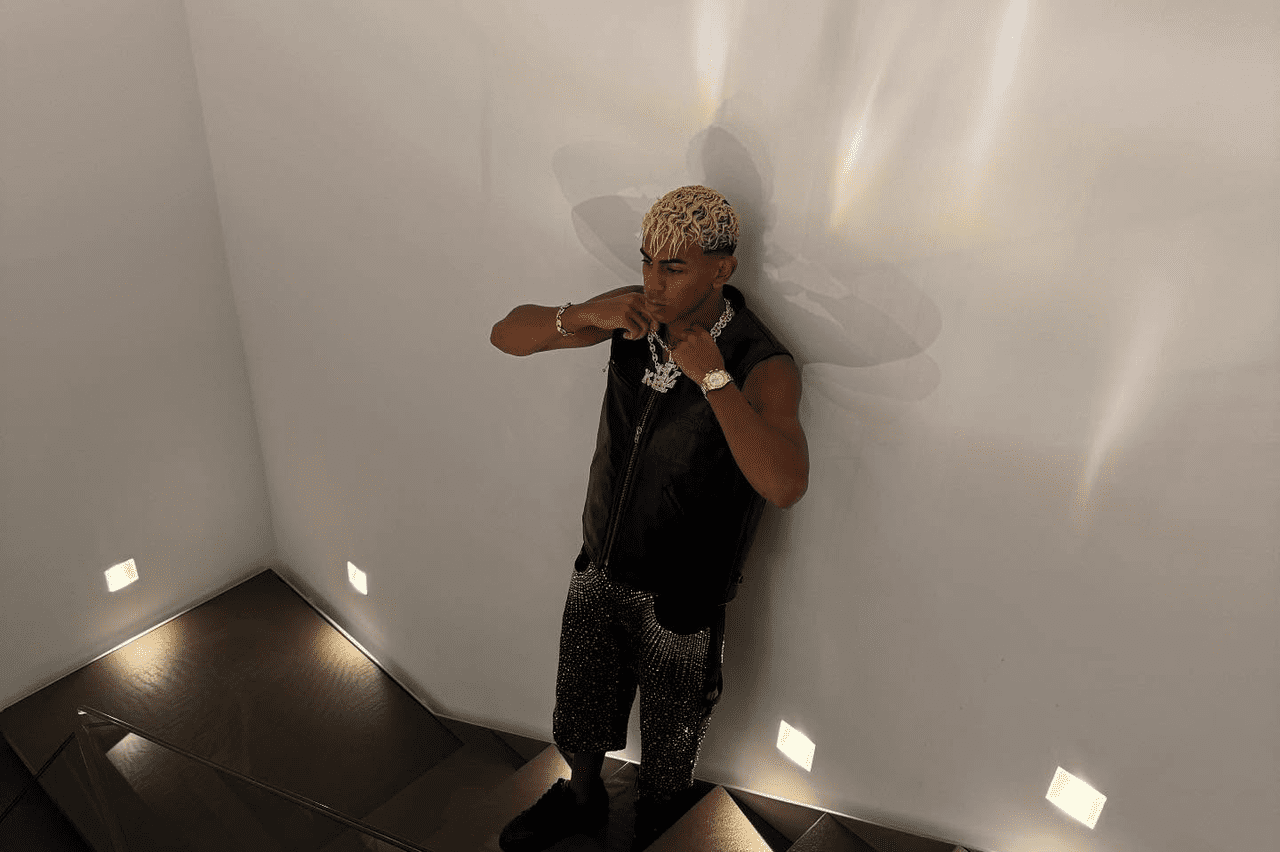 Mlada zvijezda Barcelone odmara u Hrvatskoj: Pogledajte što je radio, napisao da mu je djevojci pozlilo