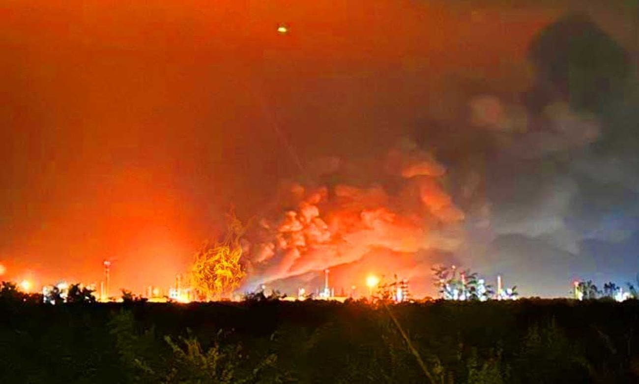 VIDEO Buknuo ogroman požar u MOL-ovoj rafineriji