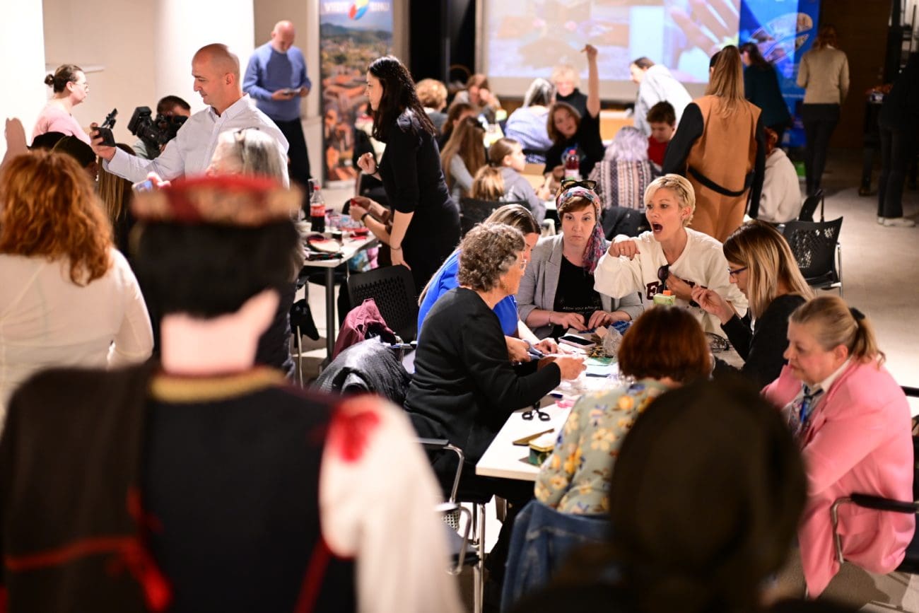 Započele radionice o dalmatinskoj tradiciji u Sinju: Održana radionica izrade tradicijskih rukotvorina