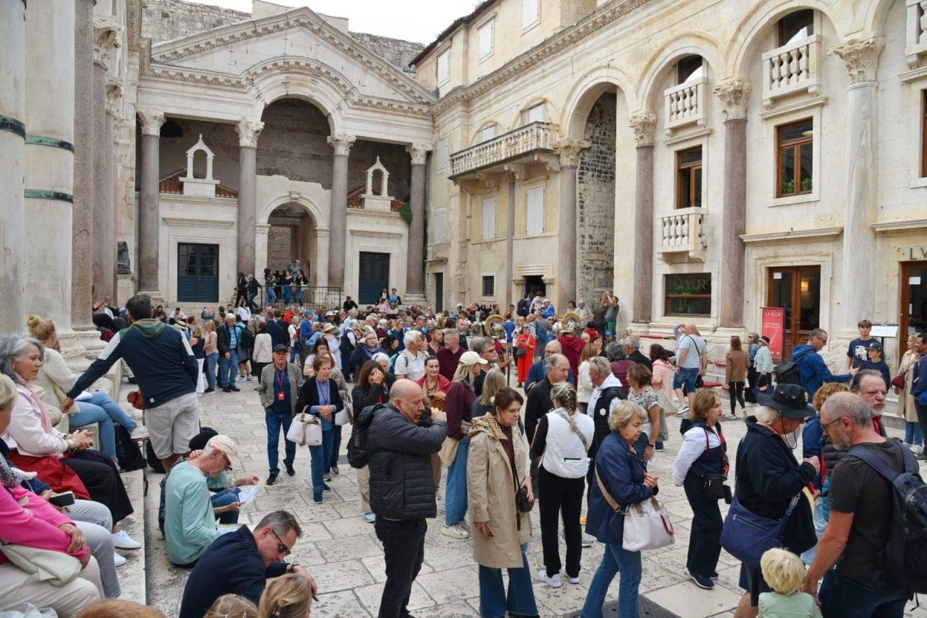 Turisti preplavili centar Splita: Grad podno Marjana opet pokazao zašto je najlipši grad na svitu