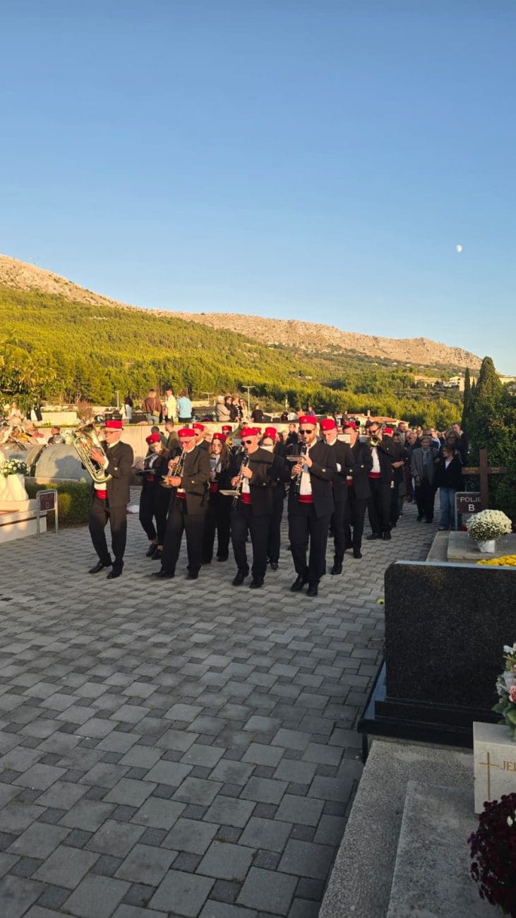 podstrana svi sveti 2