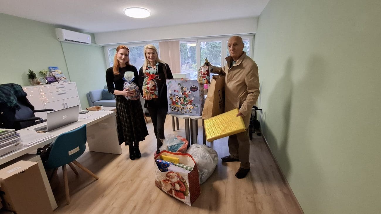 Građanska inicijativa "Stanari zajedno" darovala djecu i majke "Sigurne kuće" iz Splita