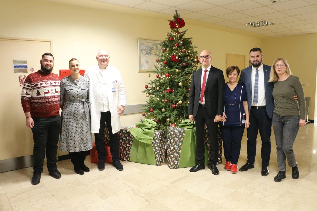 Studenti Fakulteta zdravstvenih znanosti darivali pacijente Klinike za psihijatriju KBC-a Split