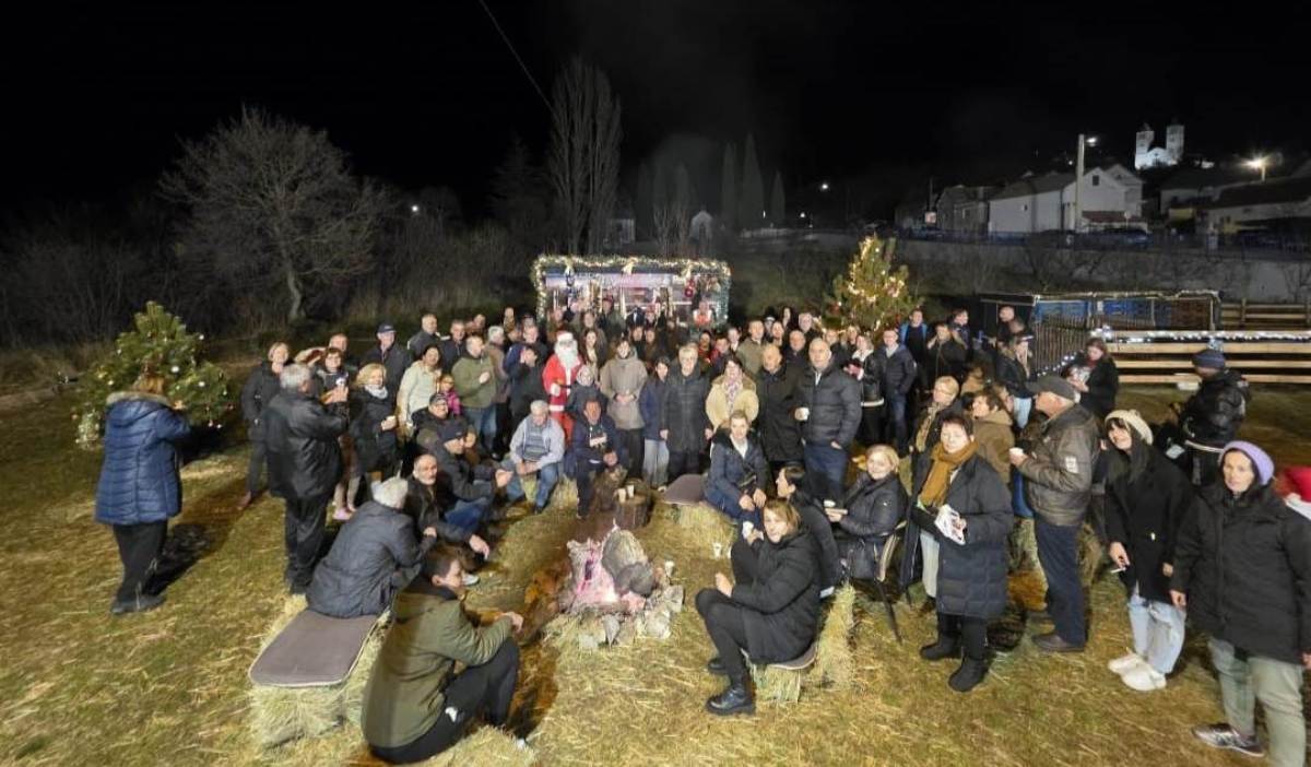 Kad se cijelo selo okupi: Spontano održan Advent u Kijevu