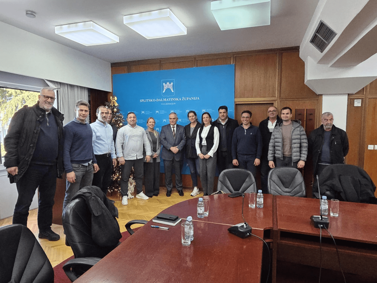 Jelsa korak bliže novoj osnovnoj školi: Županija i Općina potvrdili lokaciju i EU sredstva