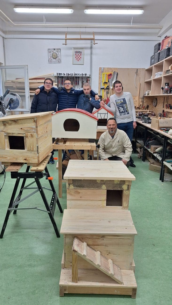 kucice za mace obrtno tehnicka 1