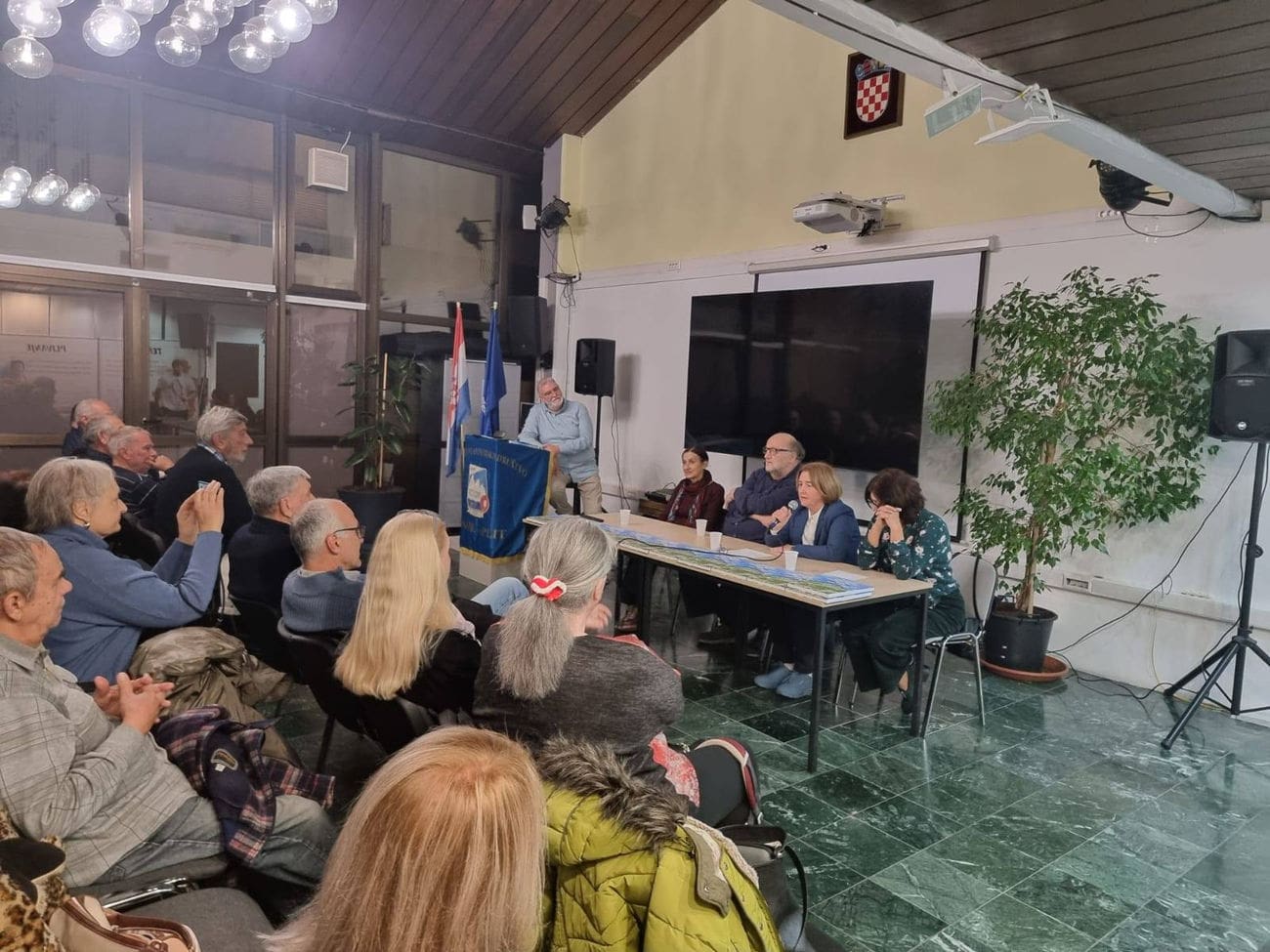 Održana promocija monografije Hrvatskog planinarskog društva "Mosor"