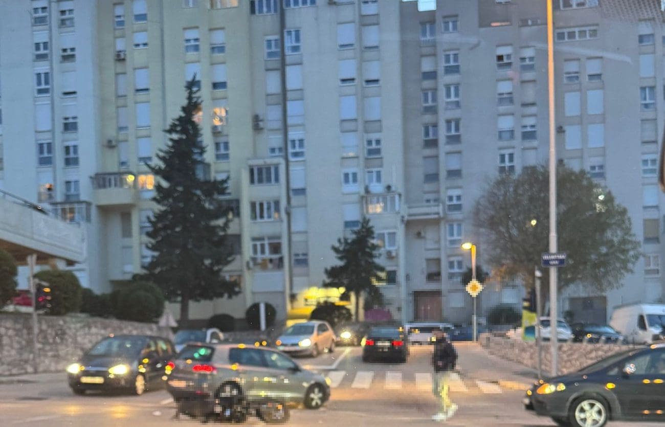 FOTO Sudar na raskrižju Velebitske i Zagorskog puta