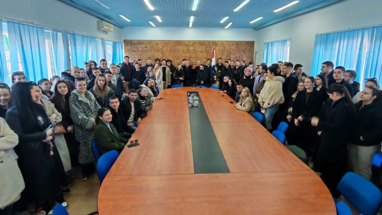 Održano potpisivanje ugovora o dodjeli studentskih stipendija u Sinju