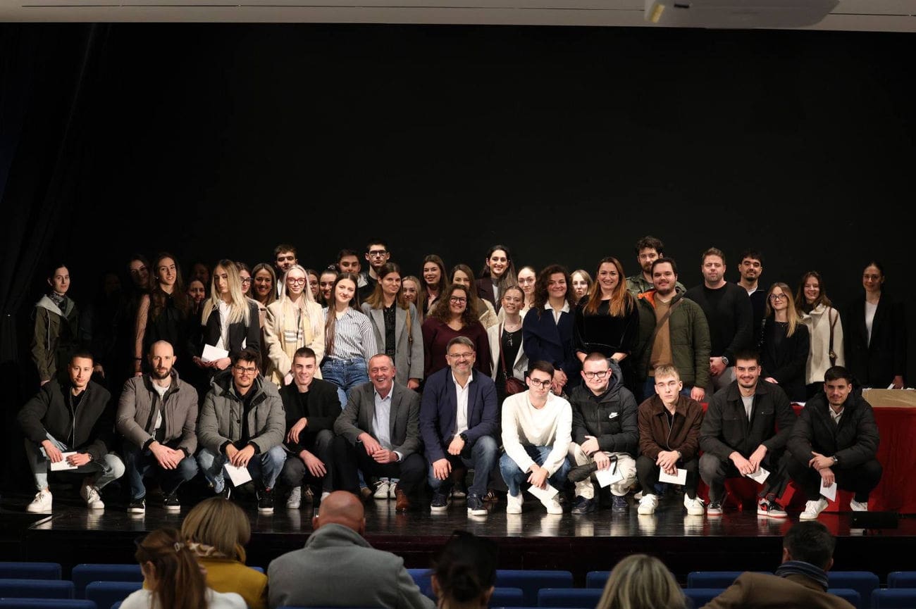 Solin dodijelio stipendije za 238 učenika i studenata, dvorana bila premala za sve njih