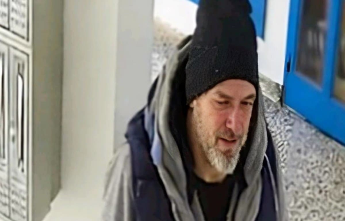 Stravičan napad u zgradi: Policija uhitila muškarca koji je ubo je ženu devet puta i pobjegao