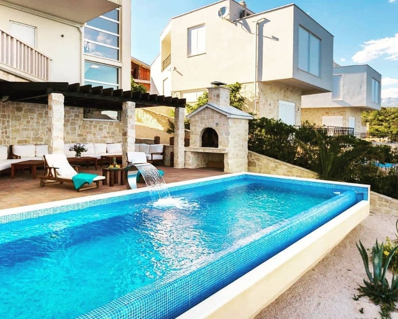 Slavni nogometaš izgradio luksuzne vile u Dalmaciji sa suprugom, a potom im se brak raspao