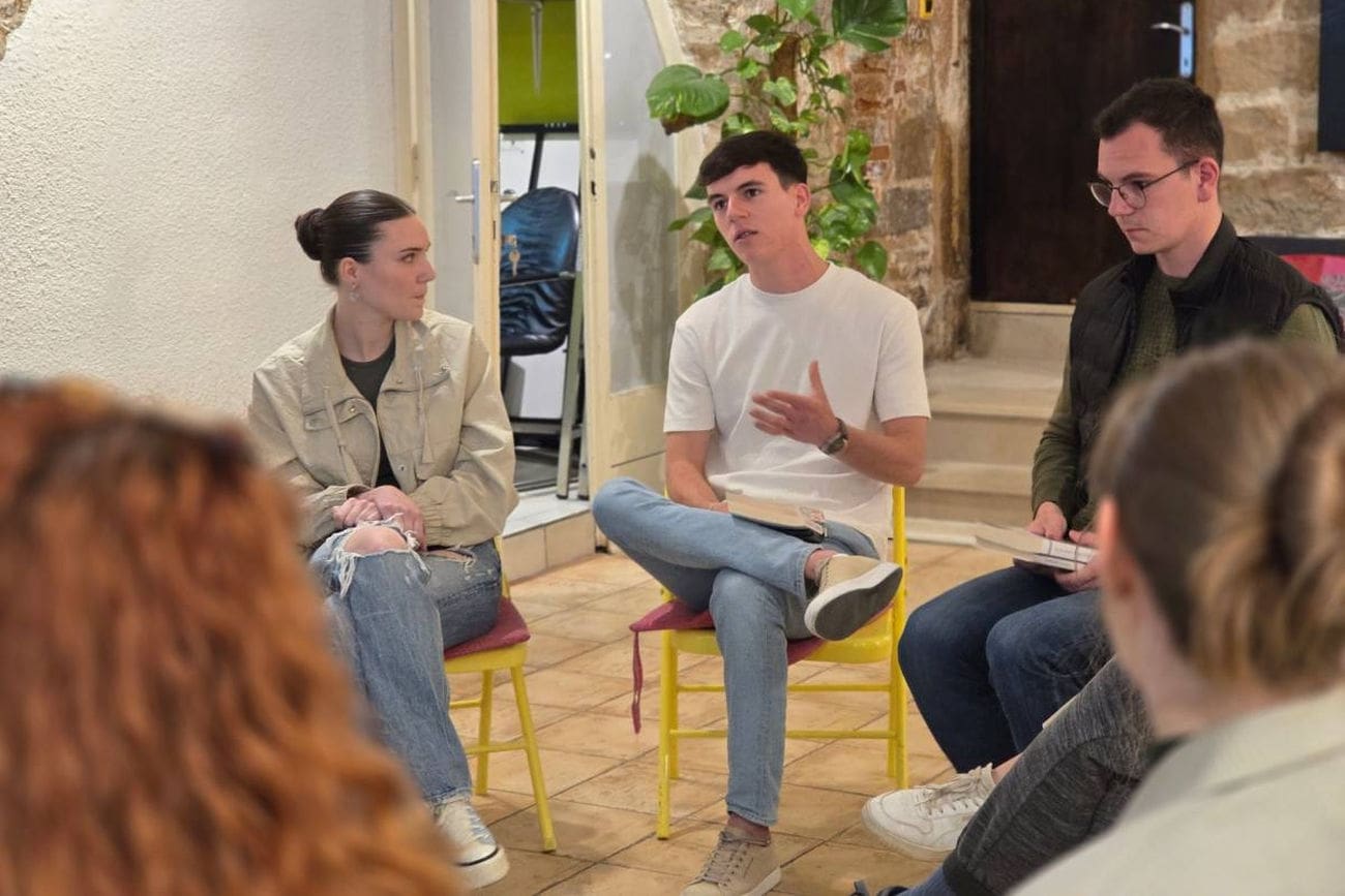 U Zoni saznajte razliku između ljubomore i ljubavi, ali i tko je najbolji u šahu