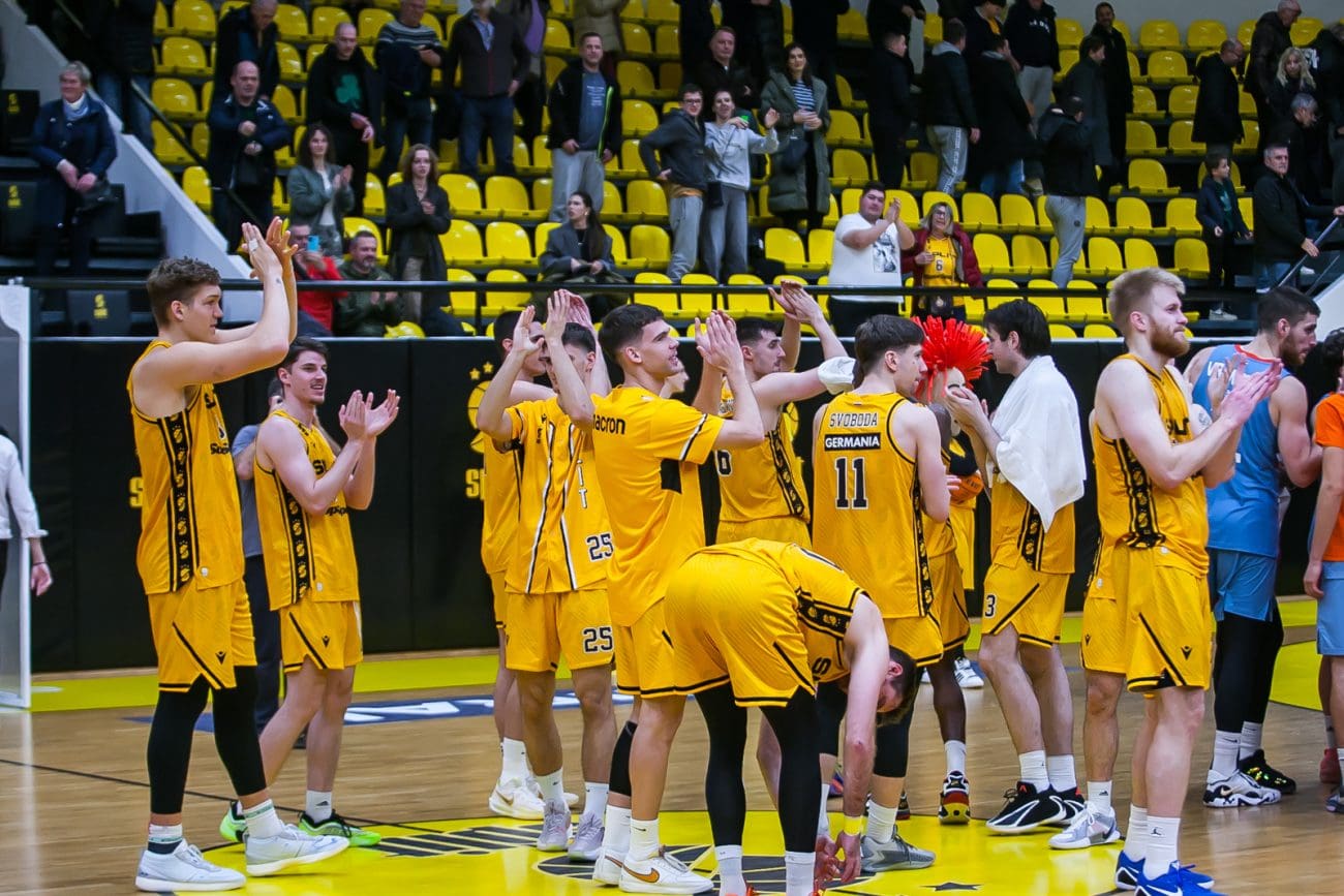 FOTOGALERIJA Žuti na Gripama svladali Cedevitu. Bilo je vrlo napeto, a evo što smo sve snimili...