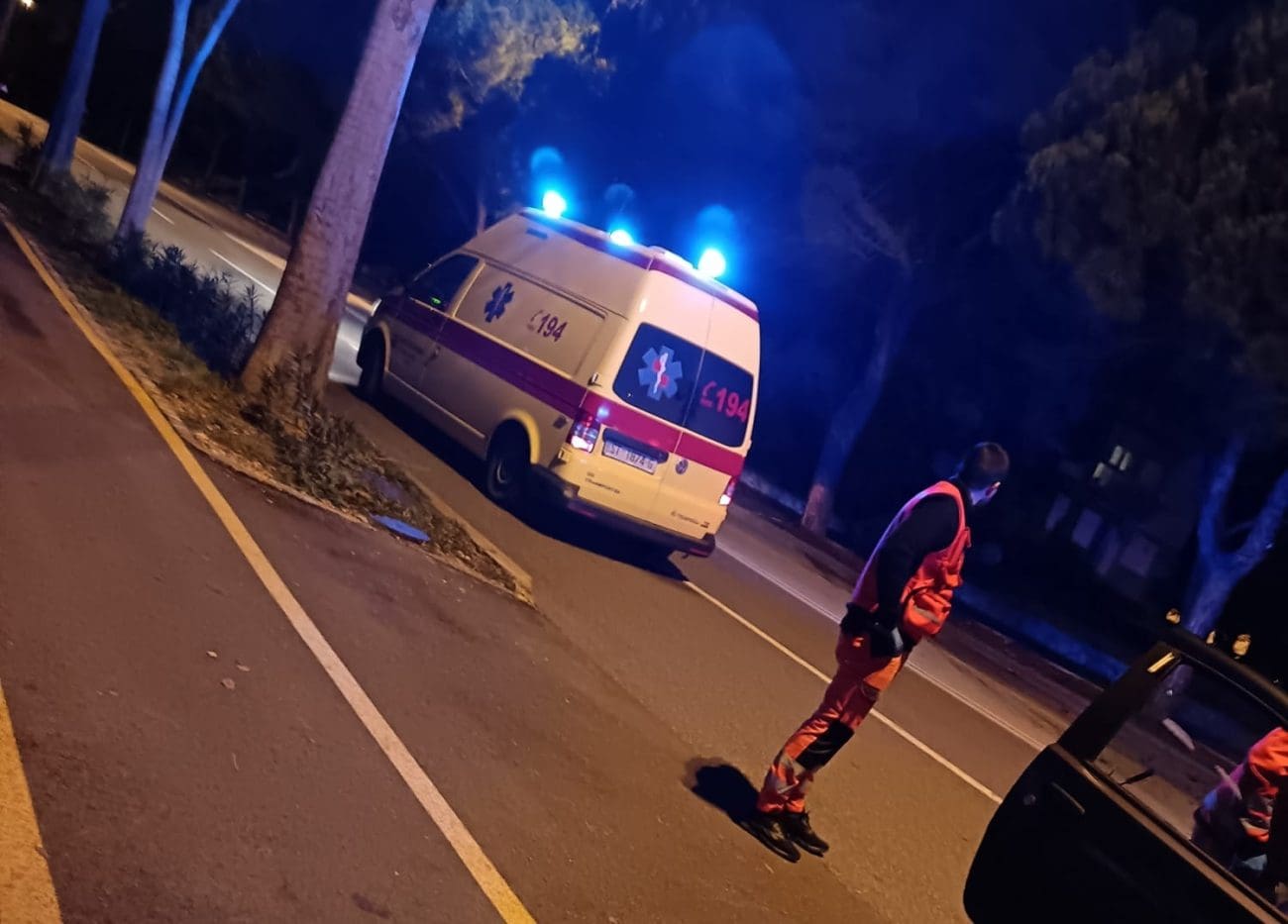 Teška prometna nesreća noćas u Splitu, dvije osobe ozlijeđene