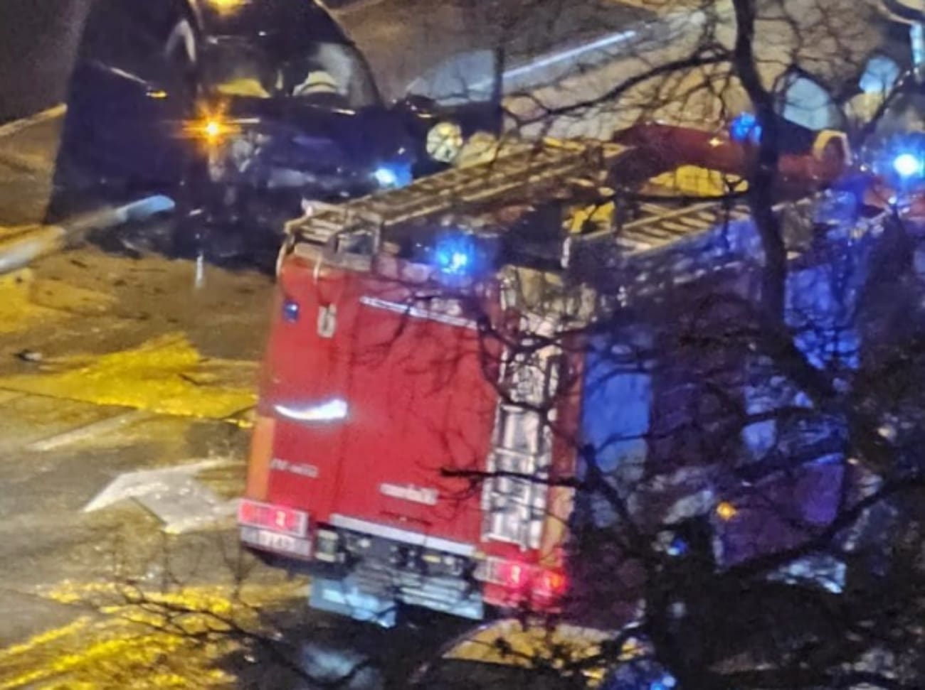 Sudari, ispomoć Hitnoj i uklanjanje stabla: Vatrogasci aktivni diljem županije