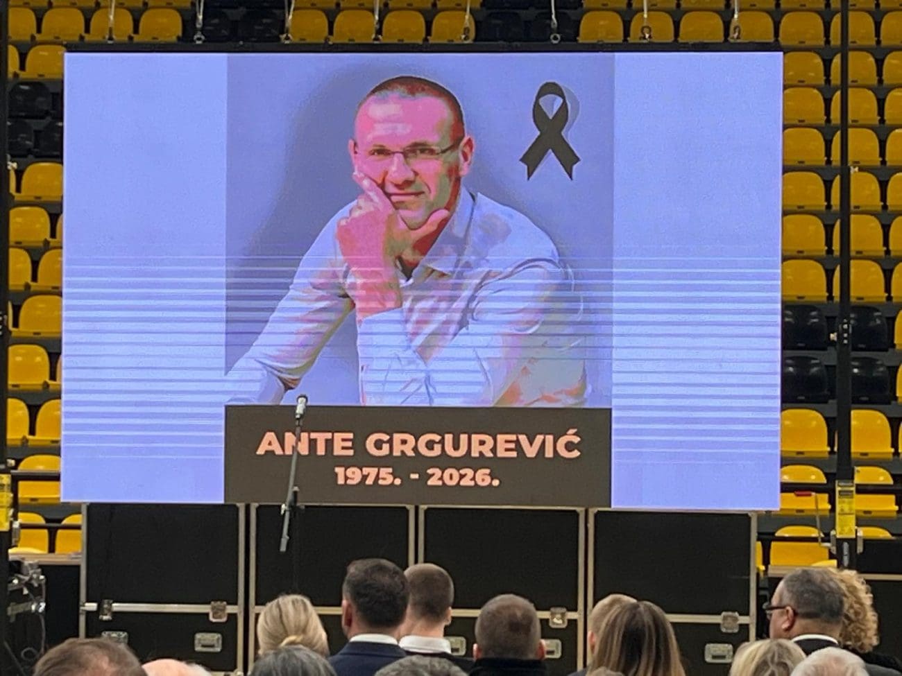 FOTO Split se oprašta od Ante Grgurevića