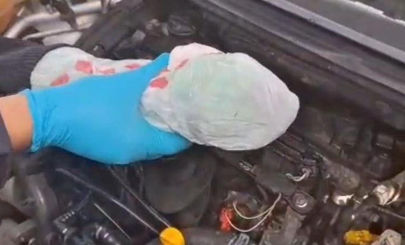 VIDEO Šverc u ventilaciji: 62-godišnjak na graničnom prijelazu u Dalmaciji uhvaćen s 213 grama marihuane