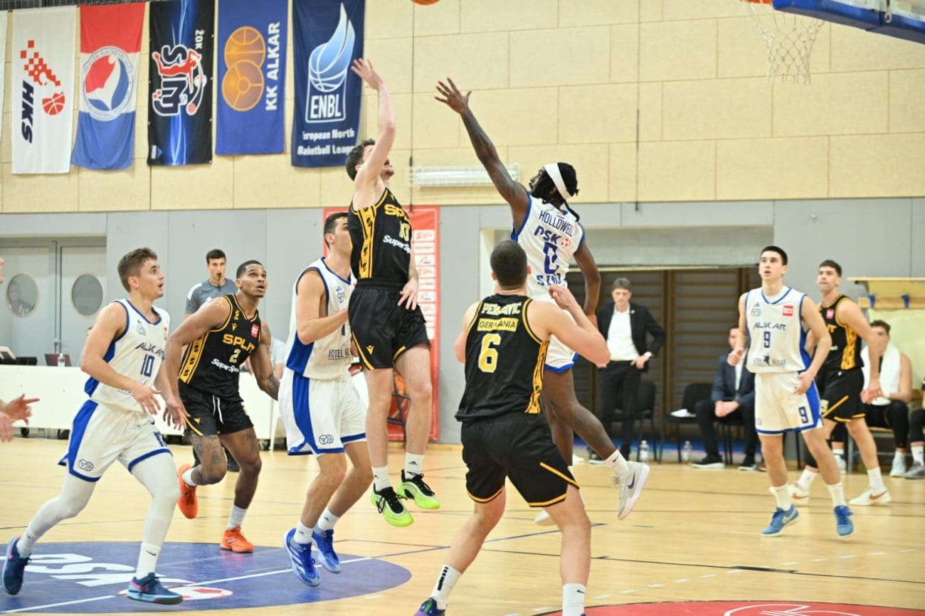 ALKAR - SPLIT 87-97: Splićani upisali pobjedu u snježnom Sinju