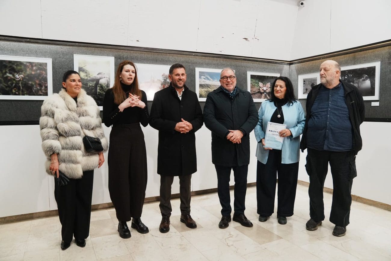 Prvi kulturni događaj godine: U Fotoklubu Split otvorena novogodišnja izložba