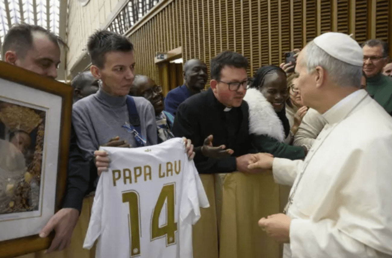 I papa i dida bili su Torcida: Lav XIV. napokon dobio Hajdukov dres