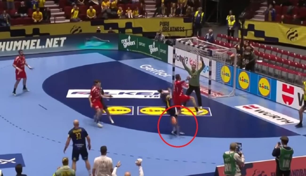 VIDEO Skandal na Euru. Suci u zadnjem napadu pogurali Šveđane protiv Mađara